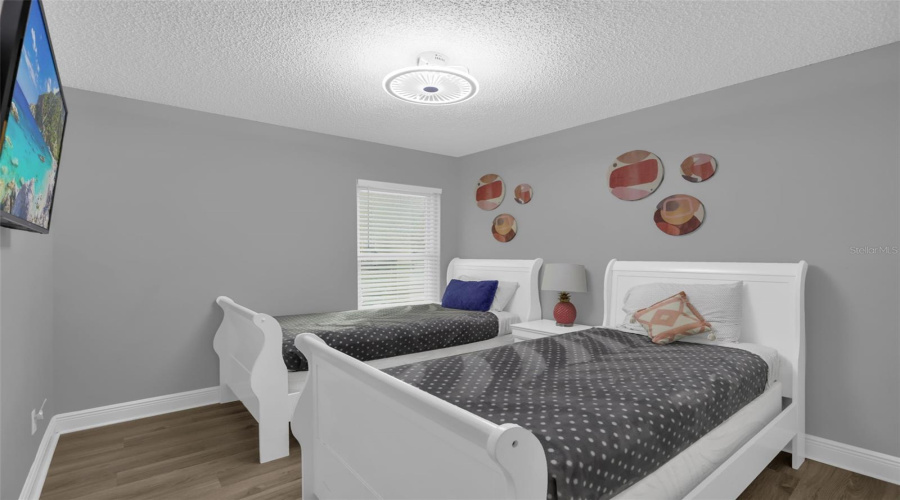 KISSIMMEE, Florida 34746, 4 Bedrooms Bedrooms, ,3 BathroomsBathrooms,Residential,For Sale,BAREFOOT BEACH,0,MFRO6412507