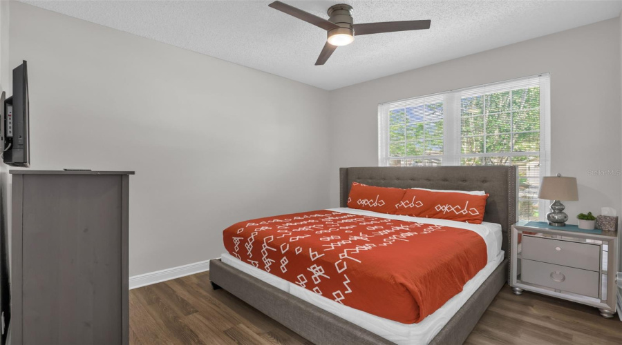 KISSIMMEE, Florida 34746, 4 Bedrooms Bedrooms, ,3 BathroomsBathrooms,Residential,For Sale,BAREFOOT BEACH,0,MFRO6412507