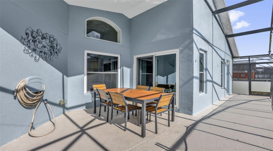 KISSIMMEE, Florida 34746, 4 Bedrooms Bedrooms, ,3 BathroomsBathrooms,Residential,For Sale,BAREFOOT BEACH,0,MFRO6412507