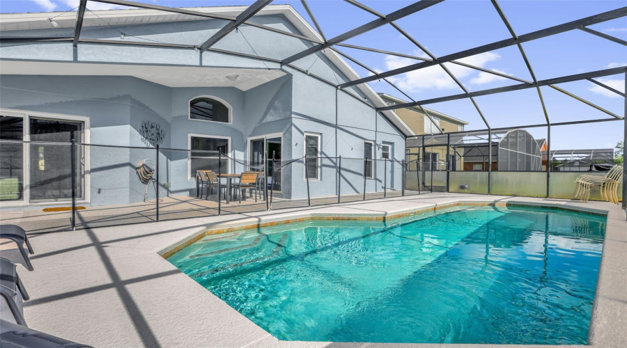 KISSIMMEE, Florida 34746, 4 Bedrooms Bedrooms, ,3 BathroomsBathrooms,Residential,For Sale,BAREFOOT BEACH,0,MFRO6412507
