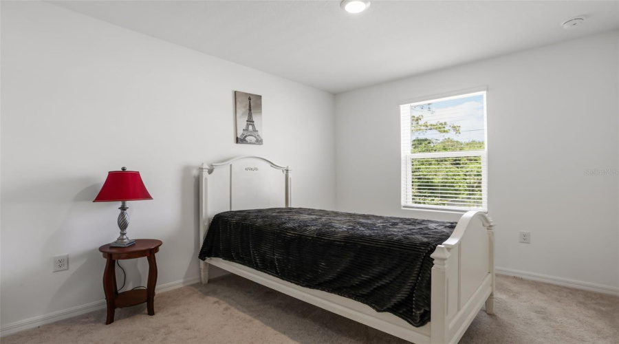 DAVENPORT, Florida 33837, 3 Bedrooms Bedrooms, ,2 BathroomsBathrooms,Residential,For Sale,CANARY,0,MFRO6412486