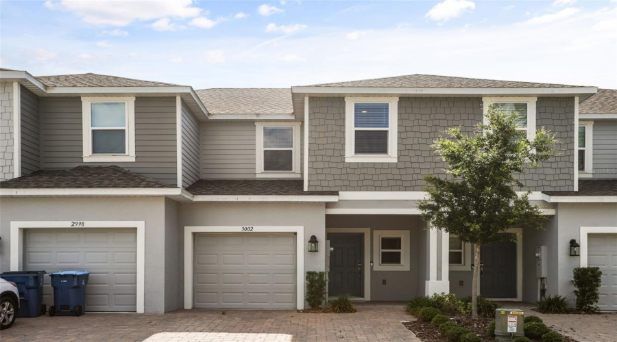 DAVENPORT, Florida 33837, 3 Bedrooms Bedrooms, ,2 BathroomsBathrooms,Residential,For Sale,CANARY,0,MFRO6412486