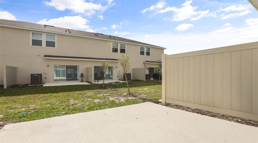 DAVENPORT, Florida 33837, 3 Bedrooms Bedrooms, ,2 BathroomsBathrooms,Residential,For Sale,CANARY,0,MFRO6412486