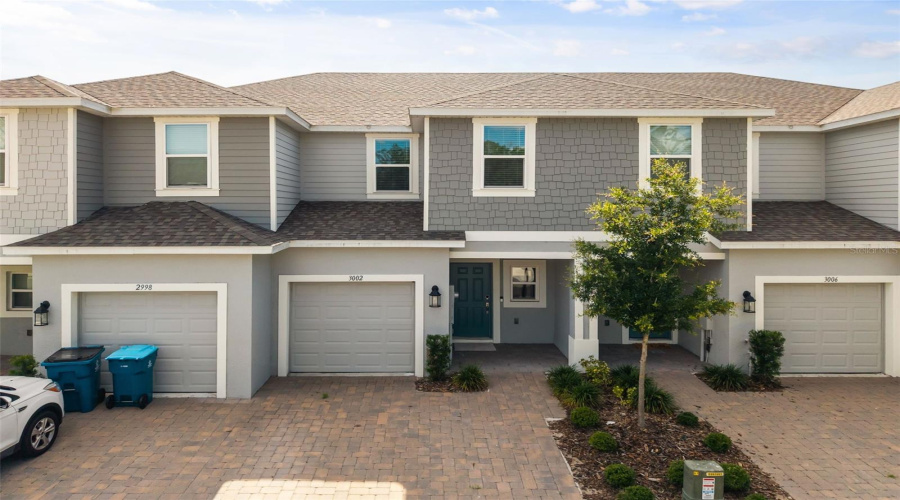 DAVENPORT, Florida 33837, 3 Bedrooms Bedrooms, ,2 BathroomsBathrooms,Residential,For Sale,CANARY,0,MFRO6412486