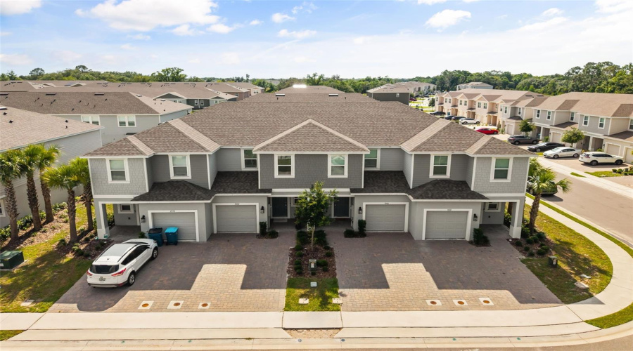 DAVENPORT, Florida 33837, 3 Bedrooms Bedrooms, ,2 BathroomsBathrooms,Residential,For Sale,CANARY,0,MFRO6412486