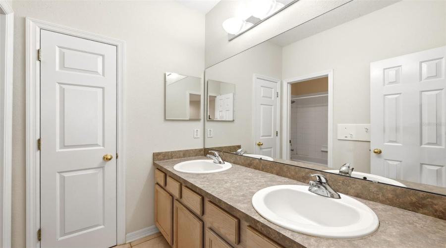 Upstairs bathroom