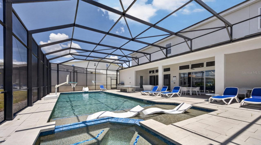 DAVENPORT, Florida 33837, 11 Bedrooms Bedrooms, ,11 BathroomsBathrooms,Residential,For Sale,OAK BLOSSOM,0,MFRTB8514868