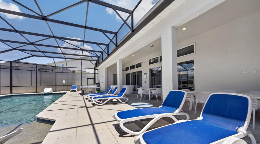 DAVENPORT, Florida 33837, 11 Bedrooms Bedrooms, ,11 BathroomsBathrooms,Residential,For Sale,OAK BLOSSOM,0,MFRTB8514868