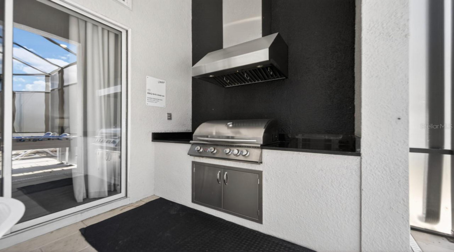 DAVENPORT, Florida 33837, 11 Bedrooms Bedrooms, ,11 BathroomsBathrooms,Residential,For Sale,OAK BLOSSOM,0,MFRTB8514868