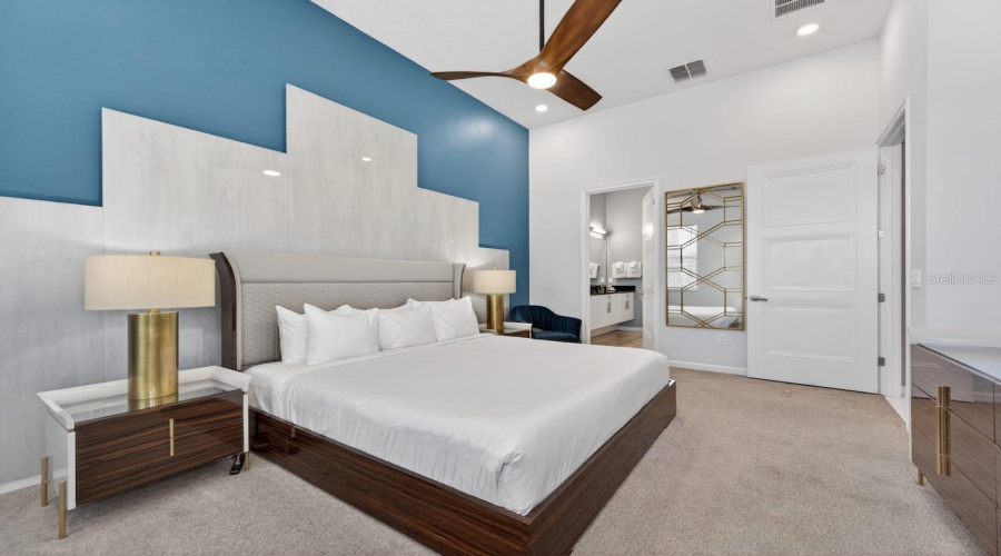 DAVENPORT, Florida 33837, 11 Bedrooms Bedrooms, ,11 BathroomsBathrooms,Residential,For Sale,OAK BLOSSOM,0,MFRTB8514868