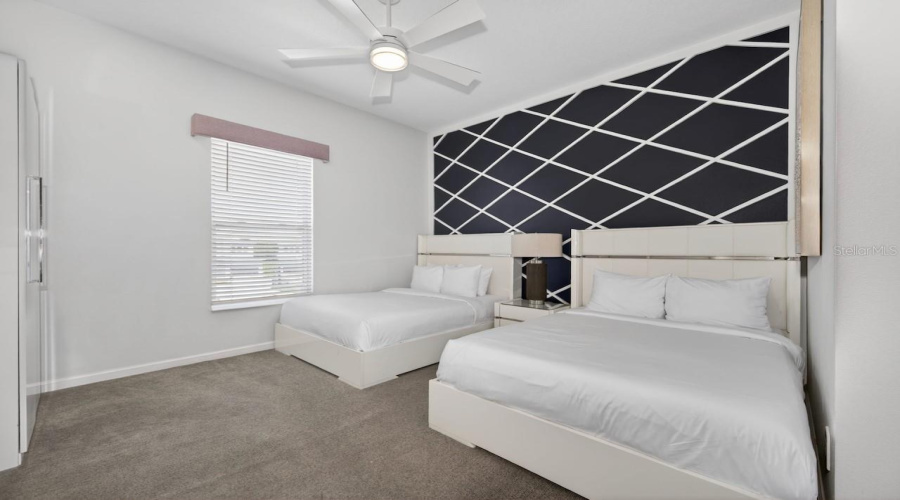 DAVENPORT, Florida 33837, 11 Bedrooms Bedrooms, ,11 BathroomsBathrooms,Residential,For Sale,OAK BLOSSOM,0,MFRTB8514868