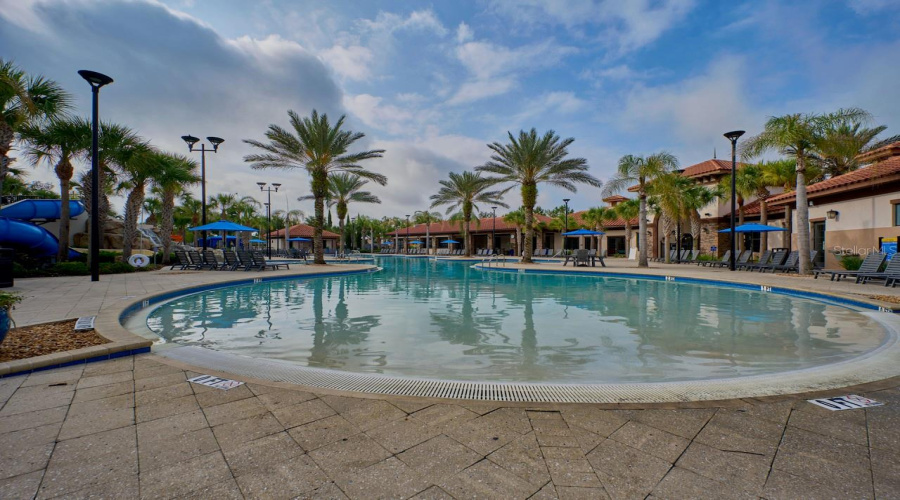 DAVENPORT, Florida 33837, 11 Bedrooms Bedrooms, ,11 BathroomsBathrooms,Residential,For Sale,OAK BLOSSOM,0,MFRTB8514868