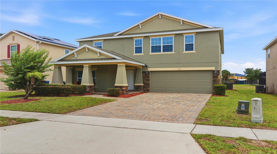 DAVENPORT, Florida 33837, 5 Bedrooms Bedrooms, ,3 BathroomsBathrooms,Residential,For Sale,GRANADA,0,MFRG5113198