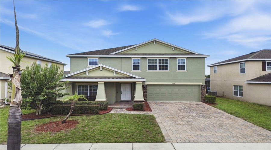 DAVENPORT, Florida 33837, 5 Bedrooms Bedrooms, ,3 BathroomsBathrooms,Residential,For Sale,GRANADA,0,MFRG5113198