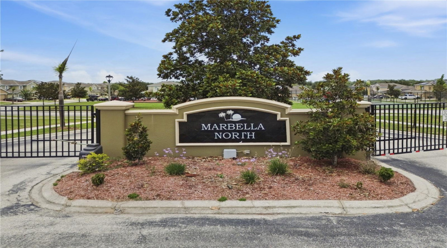 DAVENPORT, Florida 33837, 5 Bedrooms Bedrooms, ,3 BathroomsBathrooms,Residential,For Sale,GRANADA,0,MFRG5113198