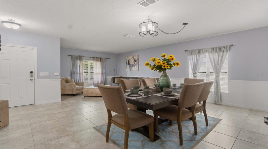 DAVENPORT, Florida 33837, 5 Bedrooms Bedrooms, ,3 BathroomsBathrooms,Residential,For Sale,GRANADA,0,MFRG5113198