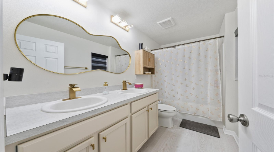 DAVENPORT, Florida 33837, 3 Bedrooms Bedrooms, ,2 BathroomsBathrooms,Residential,For Sale,PRESERVE POINTE,0,MFRS5150870