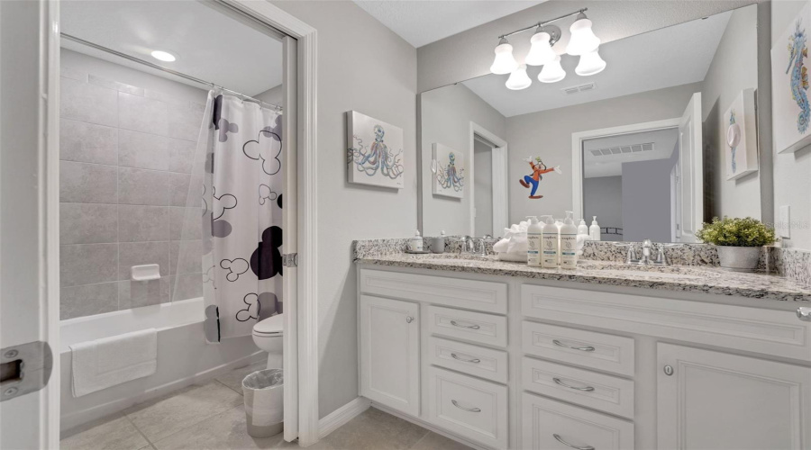 DAVENPORT, Florida 33897, 5 Bedrooms Bedrooms, ,4 BathroomsBathrooms,Residential,For Sale,GARDENIA,0,MFRO6316353
