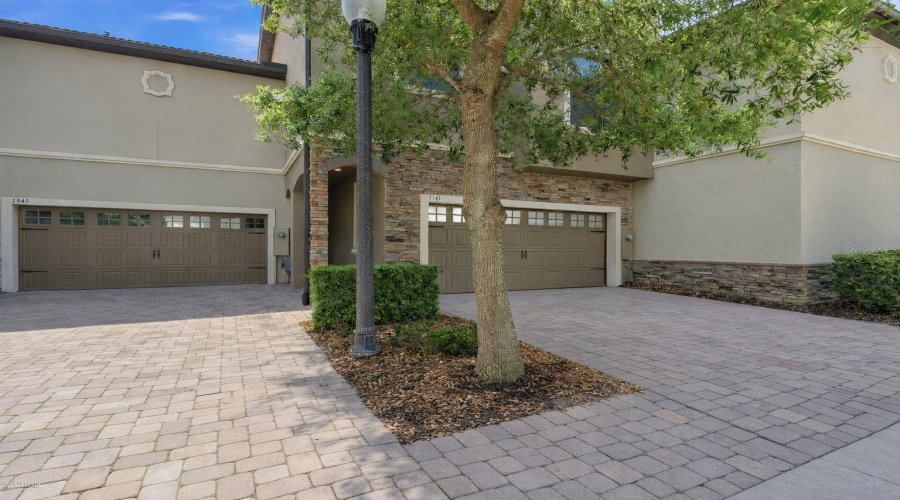 DAVENPORT, Florida 33896, 4 Bedrooms Bedrooms, ,4 BathroomsBathrooms,Residential,For Sale,SHINNECOCK HILLS,0,MFRV4948166