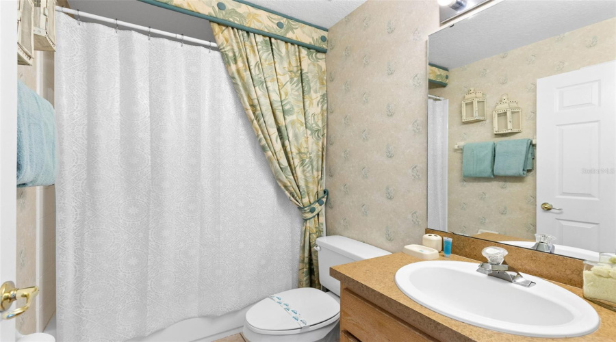 KISSIMMEE, Florida 34746, 5 Bedrooms Bedrooms, ,3 BathroomsBathrooms,Residential,For Sale,CUMBRIAN LAKES,0,MFRO6412906