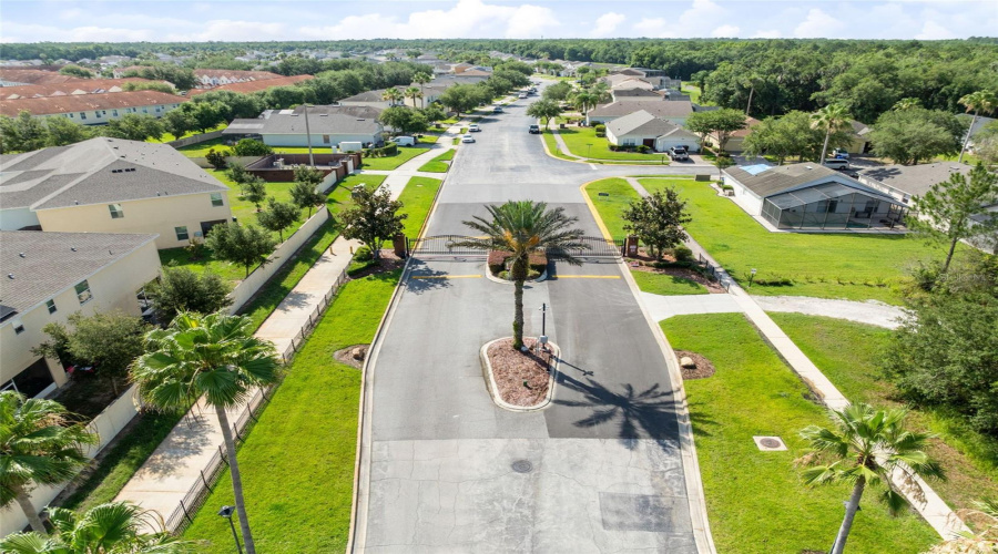 KISSIMMEE, Florida 34746, 5 Bedrooms Bedrooms, ,3 BathroomsBathrooms,Residential,For Sale,CUMBRIAN LAKES,0,MFRO6412906