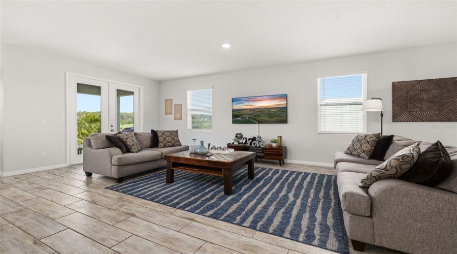 DAVENPORT, Florida 33896, 4 Bedrooms Bedrooms, ,3 BathroomsBathrooms,Residential,For Sale,DERWENT,0,MFRS5149393