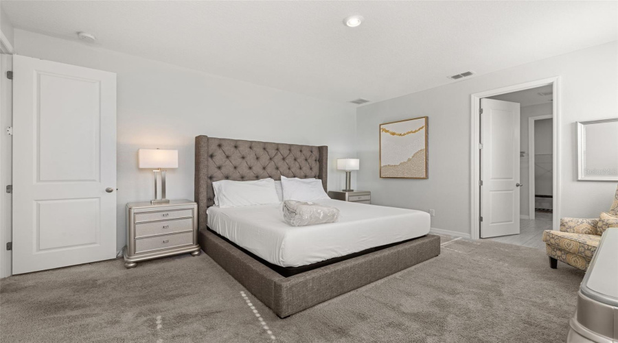 DAVENPORT, Florida 33896, 4 Bedrooms Bedrooms, ,3 BathroomsBathrooms,Residential,For Sale,DERWENT,0,MFRS5149393