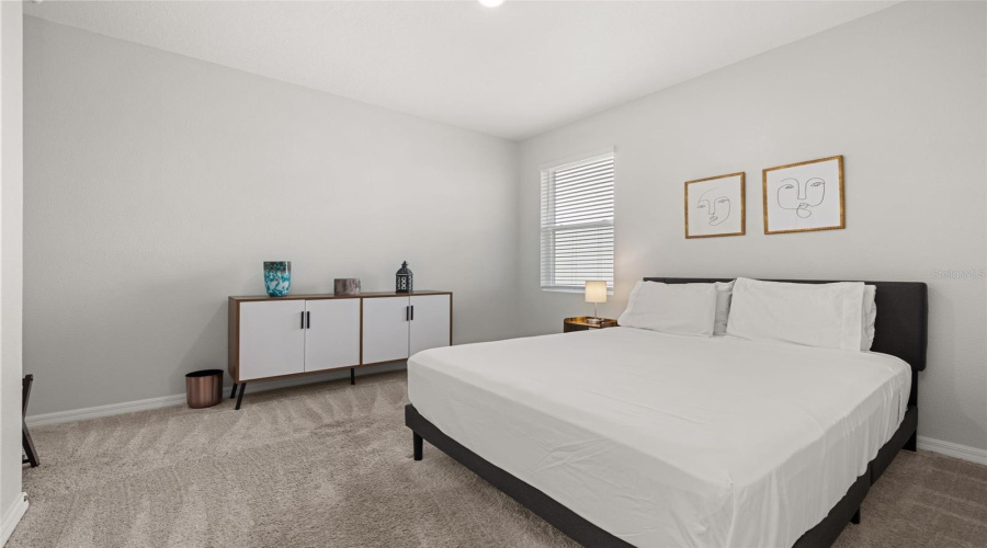 DAVENPORT, Florida 33896, 4 Bedrooms Bedrooms, ,3 BathroomsBathrooms,Residential,For Sale,DERWENT,0,MFRS5149393