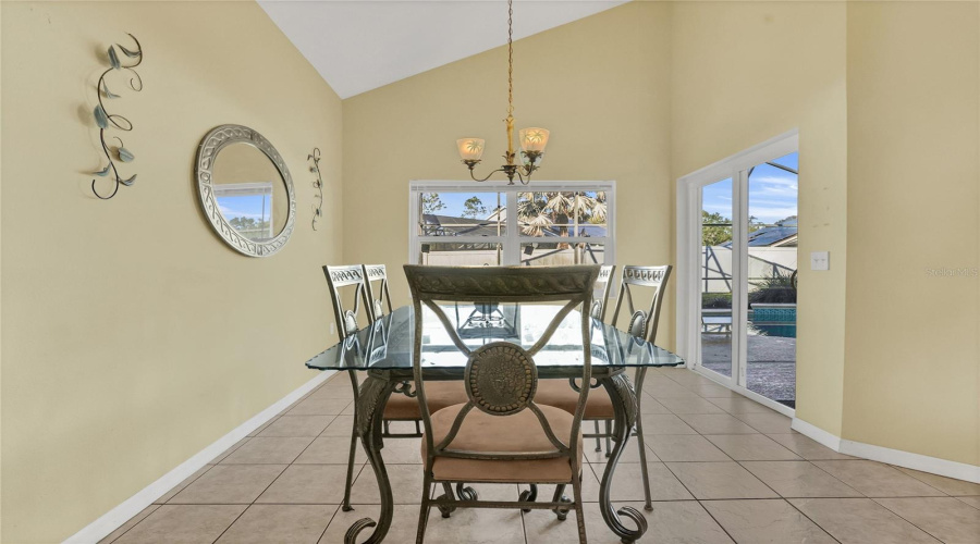 KISSIMMEE, Florida 34747, 5 Bedrooms Bedrooms, ,4 BathroomsBathrooms,Residential,For Sale,BLOOMING ALAMANDA,0,MFRO6367247