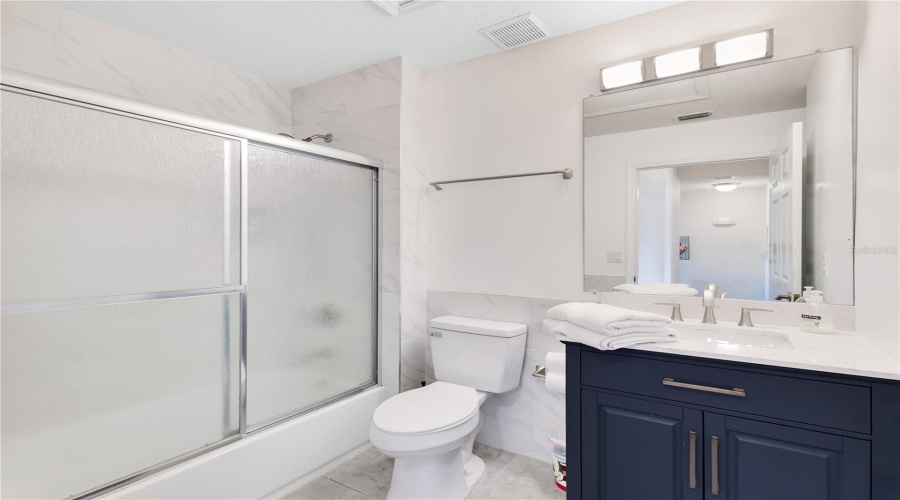 KISSIMMEE, Florida 34747, 3 Bedrooms Bedrooms, ,2 BathroomsBathrooms,Residential,For Sale,BAY LILLY,0,MFRO6412829
