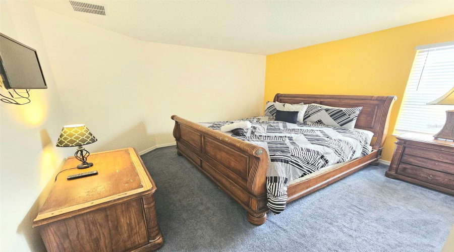 KISSIMMEE, Florida 34746, 7 Bedrooms Bedrooms, ,4 BathroomsBathrooms,Residential,For Sale,HIDEAWAY BEACH,0,MFRS5151084