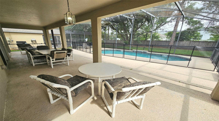 KISSIMMEE, Florida 34746, 7 Bedrooms Bedrooms, ,4 BathroomsBathrooms,Residential,For Sale,HIDEAWAY BEACH,0,MFRS5151084