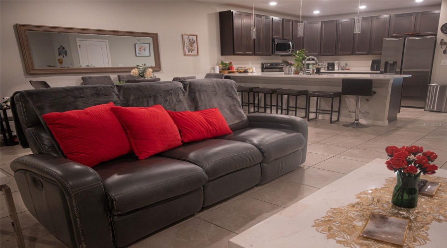 KISSIMMEE, Florida 34746, 3 Bedrooms Bedrooms, ,2 BathroomsBathrooms,Residential,For Sale,CORAL CASTLE,0,MFRS5151187
