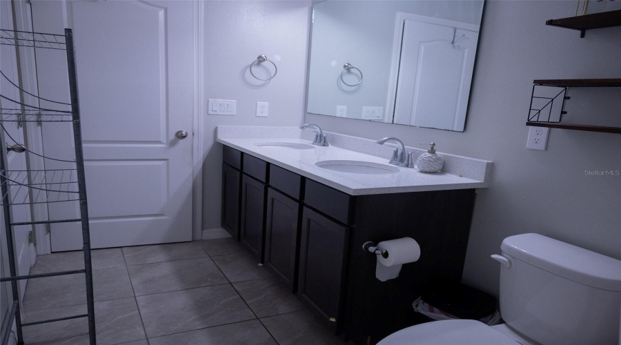 KISSIMMEE, Florida 34746, 3 Bedrooms Bedrooms, ,2 BathroomsBathrooms,Residential,For Sale,CORAL CASTLE,0,MFRS5151187