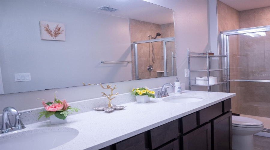 KISSIMMEE, Florida 34746, 3 Bedrooms Bedrooms, ,2 BathroomsBathrooms,Residential,For Sale,CORAL CASTLE,0,MFRS5151187