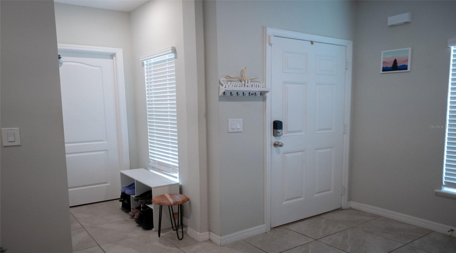 KISSIMMEE, Florida 34746, 3 Bedrooms Bedrooms, ,2 BathroomsBathrooms,Residential,For Sale,CORAL CASTLE,0,MFRS5151187