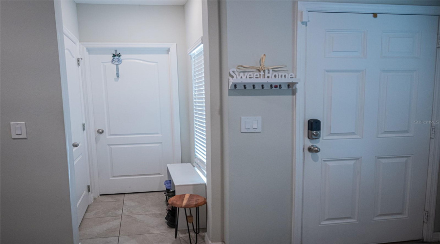 KISSIMMEE, Florida 34746, 3 Bedrooms Bedrooms, ,2 BathroomsBathrooms,Residential,For Sale,CORAL CASTLE,0,MFRS5151187