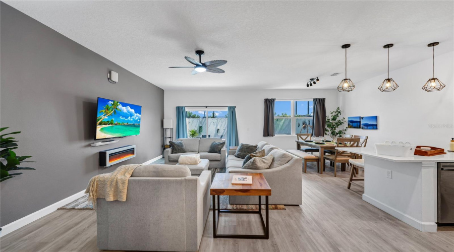 DAVENPORT, Florida 33896, 3 Bedrooms Bedrooms, ,2 BathroomsBathrooms,Residential,For Sale,FAMAGUSTA,0,MFRO6412813