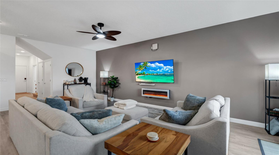 DAVENPORT, Florida 33896, 3 Bedrooms Bedrooms, ,2 BathroomsBathrooms,Residential,For Sale,FAMAGUSTA,0,MFRO6412813
