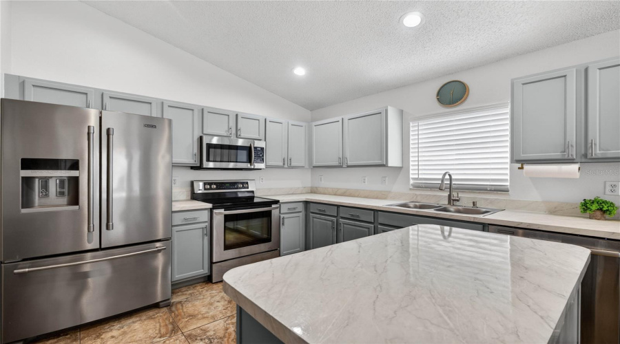 DAVENPORT, Florida 33837, 3 Bedrooms Bedrooms, ,2 BathroomsBathrooms,Residential,For Sale,DELANCEY,0,MFRO6413413
