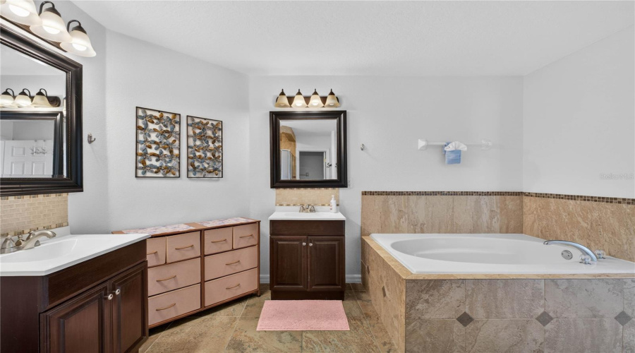 DAVENPORT, Florida 33837, 3 Bedrooms Bedrooms, ,2 BathroomsBathrooms,Residential,For Sale,DELANCEY,0,MFRO6413413