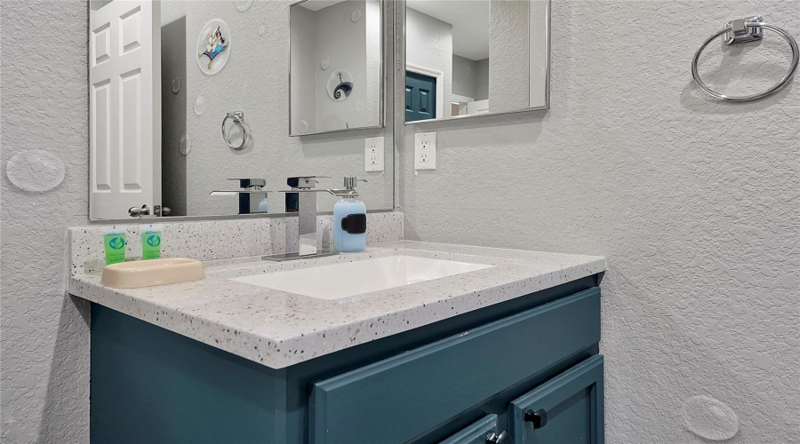 KISSIMMEE, Florida 34747, 2 Bedrooms Bedrooms, ,2 BathroomsBathrooms,Residential,For Sale,PIRATES RETREAT,0,MFRS5134118
