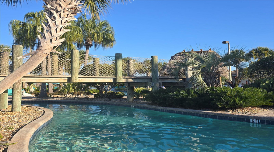 Community Lazy River Pool