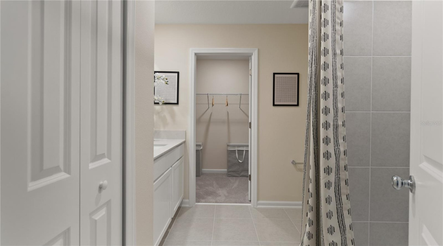 DAVENPORT, Florida 33837, 4 Bedrooms Bedrooms, ,2 BathroomsBathrooms,Residential,For Sale,OAKS RIVER,0,MFRO6413759
