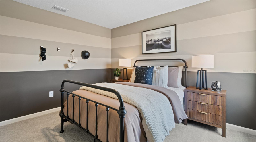 DAVENPORT, Florida 33837, 5 Bedrooms Bedrooms, ,2 BathroomsBathrooms,Residential,For Sale,MEADOW WALK,0,MFRO6413767
