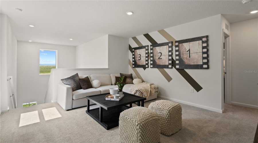 DAVENPORT, Florida 33837, 5 Bedrooms Bedrooms, ,2 BathroomsBathrooms,Residential,For Sale,MEADOW WALK,0,MFRO6413767