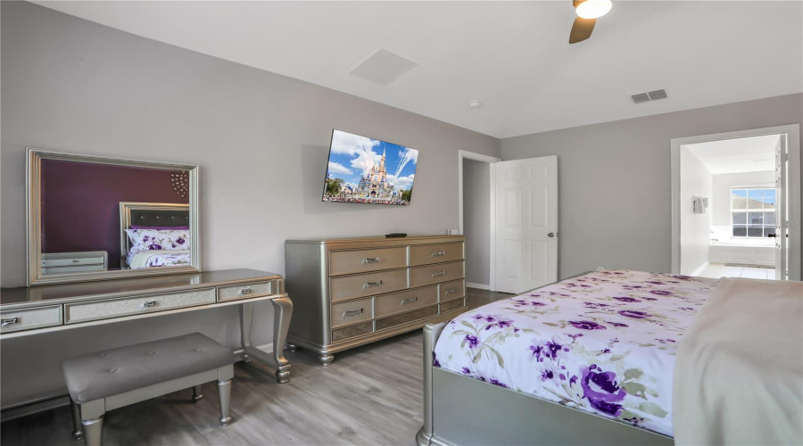 KISSIMMEE, Florida 34747, 6 Bedrooms Bedrooms, ,4 BathroomsBathrooms,Residential,For Sale,TOSTETH,0,MFRO6376480
