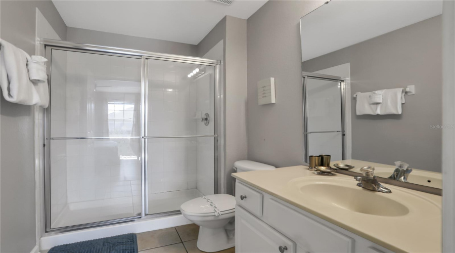KISSIMMEE, Florida 34747, 6 Bedrooms Bedrooms, ,4 BathroomsBathrooms,Residential,For Sale,TOSTETH,0,MFRO6376480