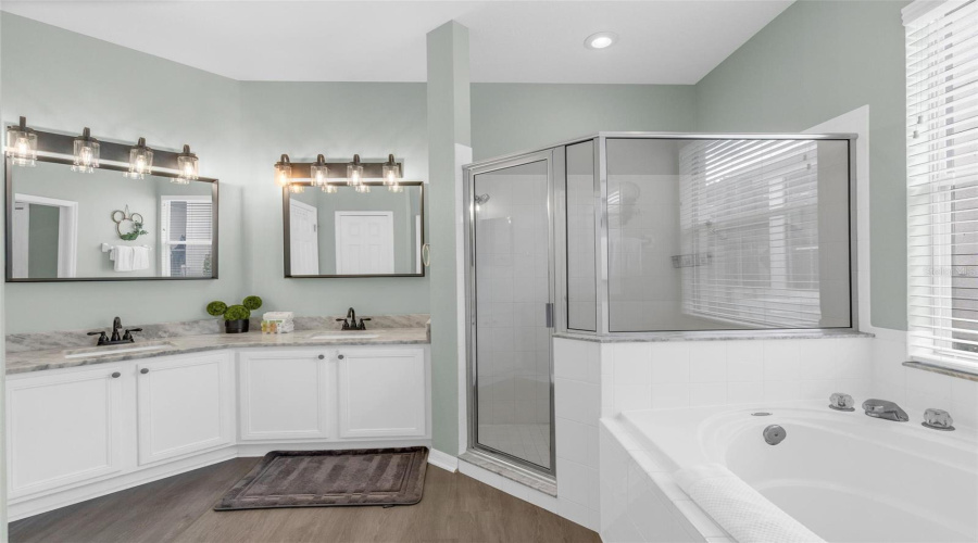 DAVENPORT, Florida 33897, 4 Bedrooms Bedrooms, ,3 BathroomsBathrooms,Residential,For Sale,MONTARA,0,MFRO6413187