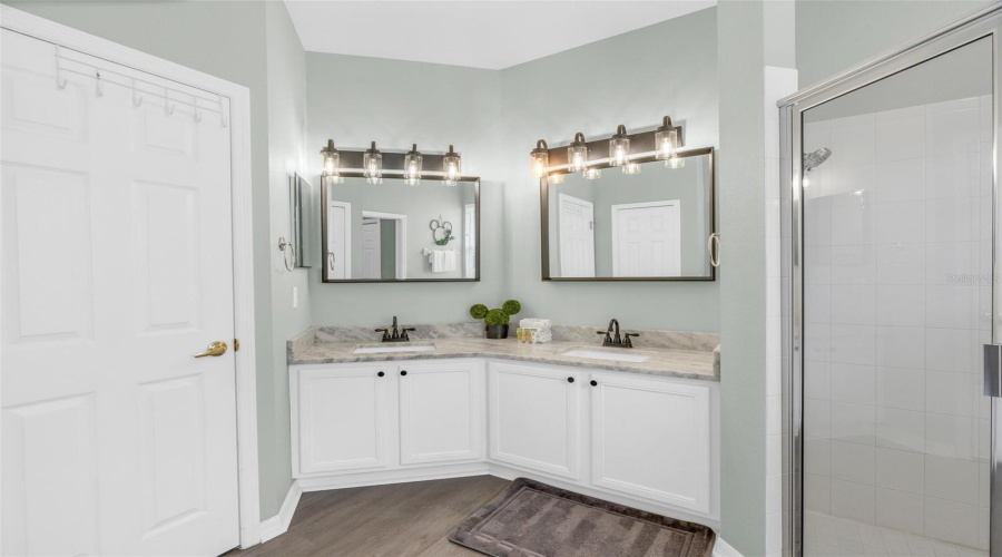 DAVENPORT, Florida 33897, 4 Bedrooms Bedrooms, ,3 BathroomsBathrooms,Residential,For Sale,MONTARA,0,MFRO6413187